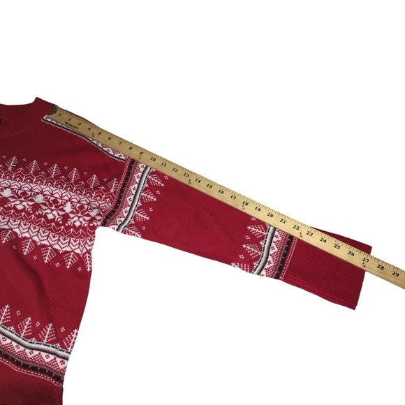 Tommy Hilfiger Red and White Patterned Sweater - Picture 5 of 14